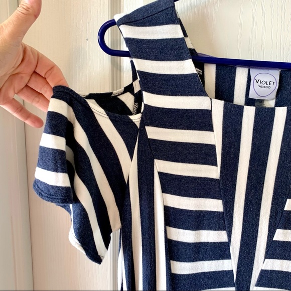 VIOLET WEEKEND Soft Striped Cold Shoulder Dress—M - Picture 10 of 12